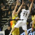 Ο Βαγγέλης Μαργαρίτης τελειώνει με όμορφο λέι απ μία φάση του ΠΑΟΚ