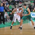Ο Justin Gray με αντίπαλο τον νεαρό Gentile