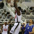 Εντυπωσιακό κάρφωμα από τον Robert Dozier