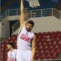 Εντυπωσιακό κάρφωμα από τον Λάζαρο Παπαδόπουλο
