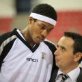 Ο Rawle Marshall ακούει τις οδηγίες του Παντελή Μπούτσκου