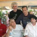 Σούλης Μαρκόπουλος, Βαγγέλης Γαλατσόπουλος, ο βετεράνος ποδοσφαιριστής του ΠΑΟΚ Κώστας Ορφανός και ο Γιώργος, εκ των ιδιοκτητών του ΒΟΛΟΥ