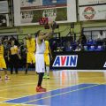 Julian Vaughn in the free throw line...