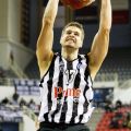 Εντυπωσιακό κάρφωμα του Γιώργου Μπόγρη