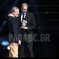 Nikos Vezirtzis honors Nikos Stavropoulos for the Cup Winners Cup that PAOK won in 1991