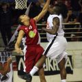 Φοβερό κάρφωμα από τον Marcus Goree